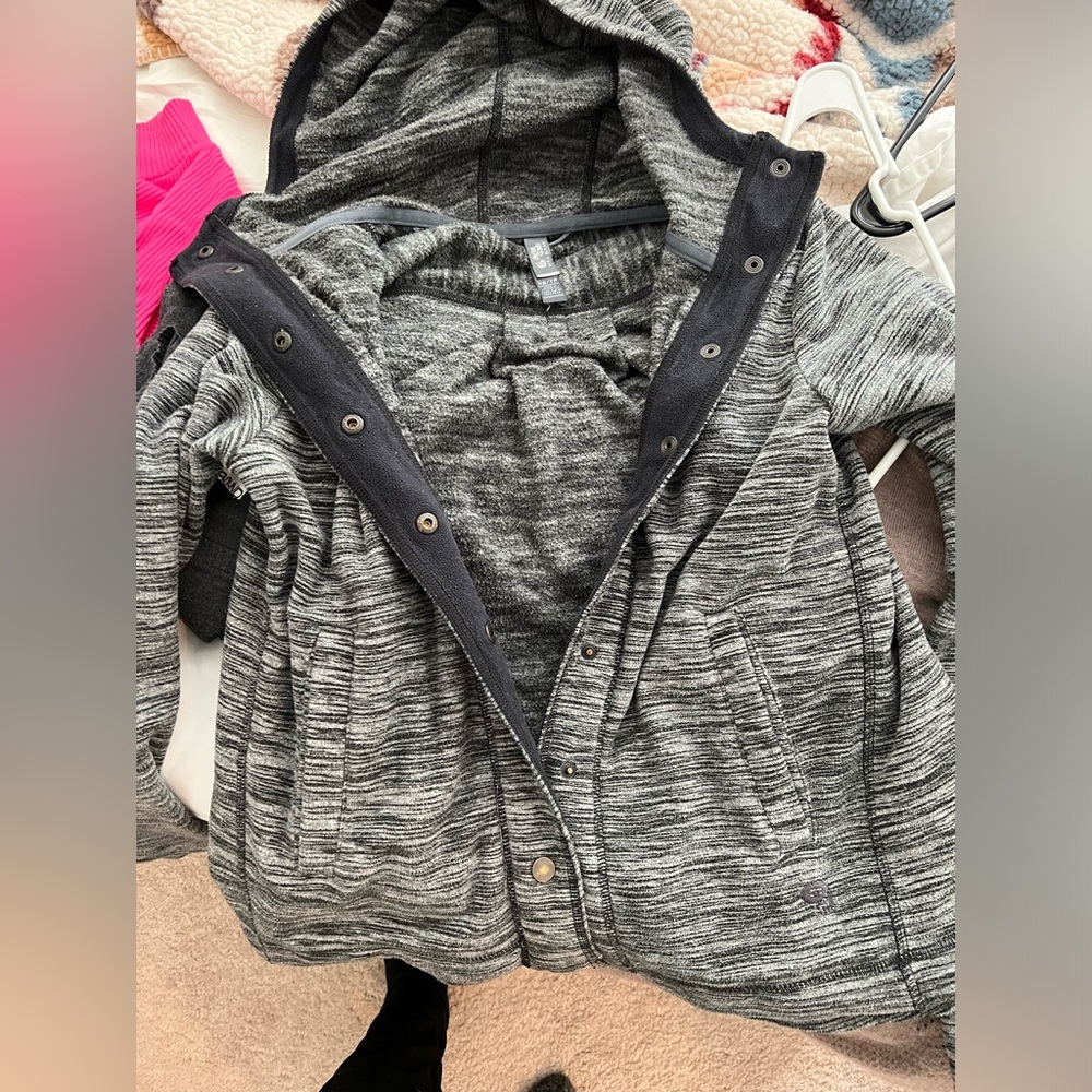 Mountain Hardwear snap up fleece